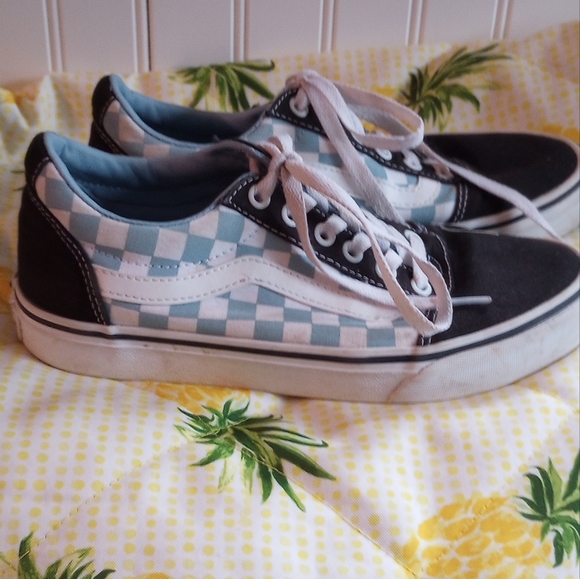 Women's Vans size 8 sneakers, blue and white checkered - Picture 2 of 7